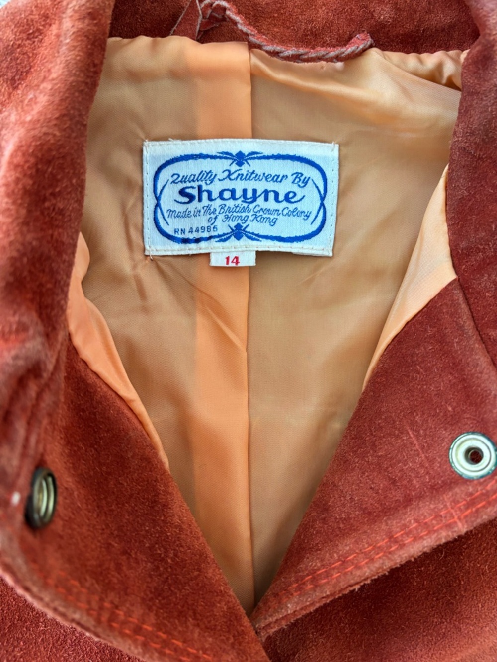 Vintage 70s Shayne Genuine Suede Belted Vest Jacket in Rust Dagger Collar - Picture 3 of 9
